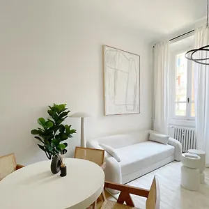 Casa Unica - Typical & Charming - Navigli Ii Apartamento Milán