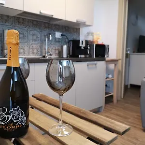  Appartamento Frida - One-bedroom By Piazza Duomo Italia